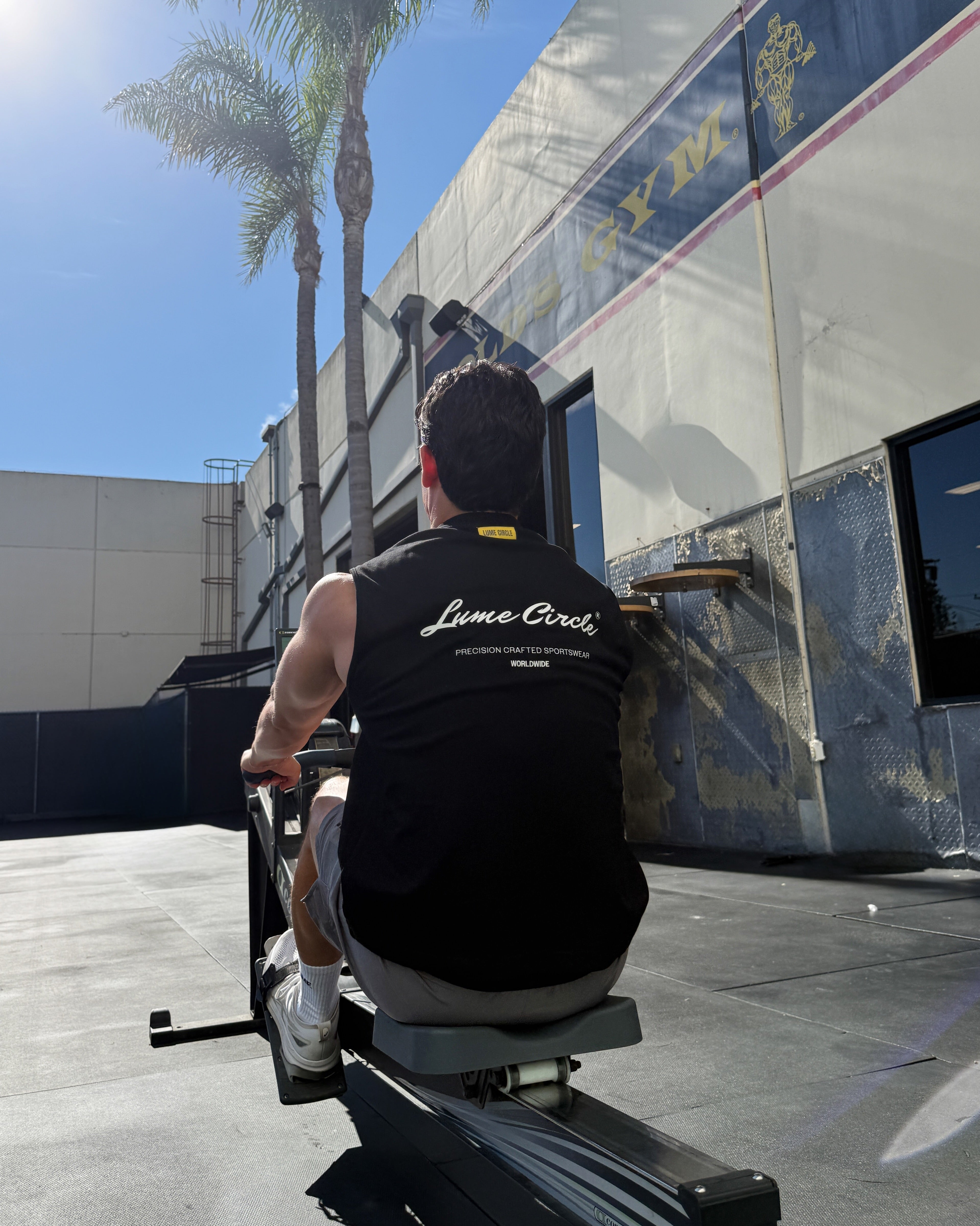 Venice Beach Tank
