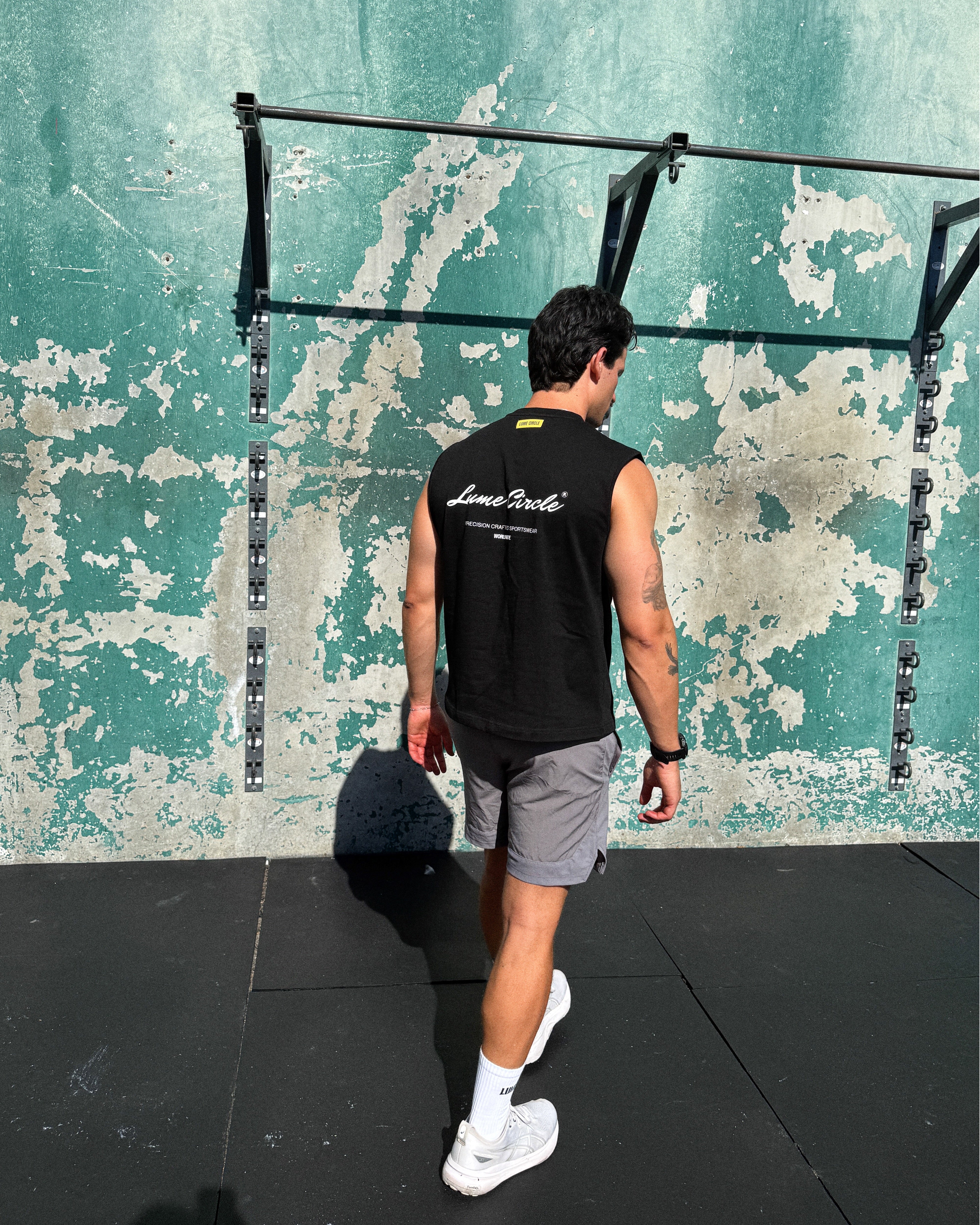 Venice Beach Tank